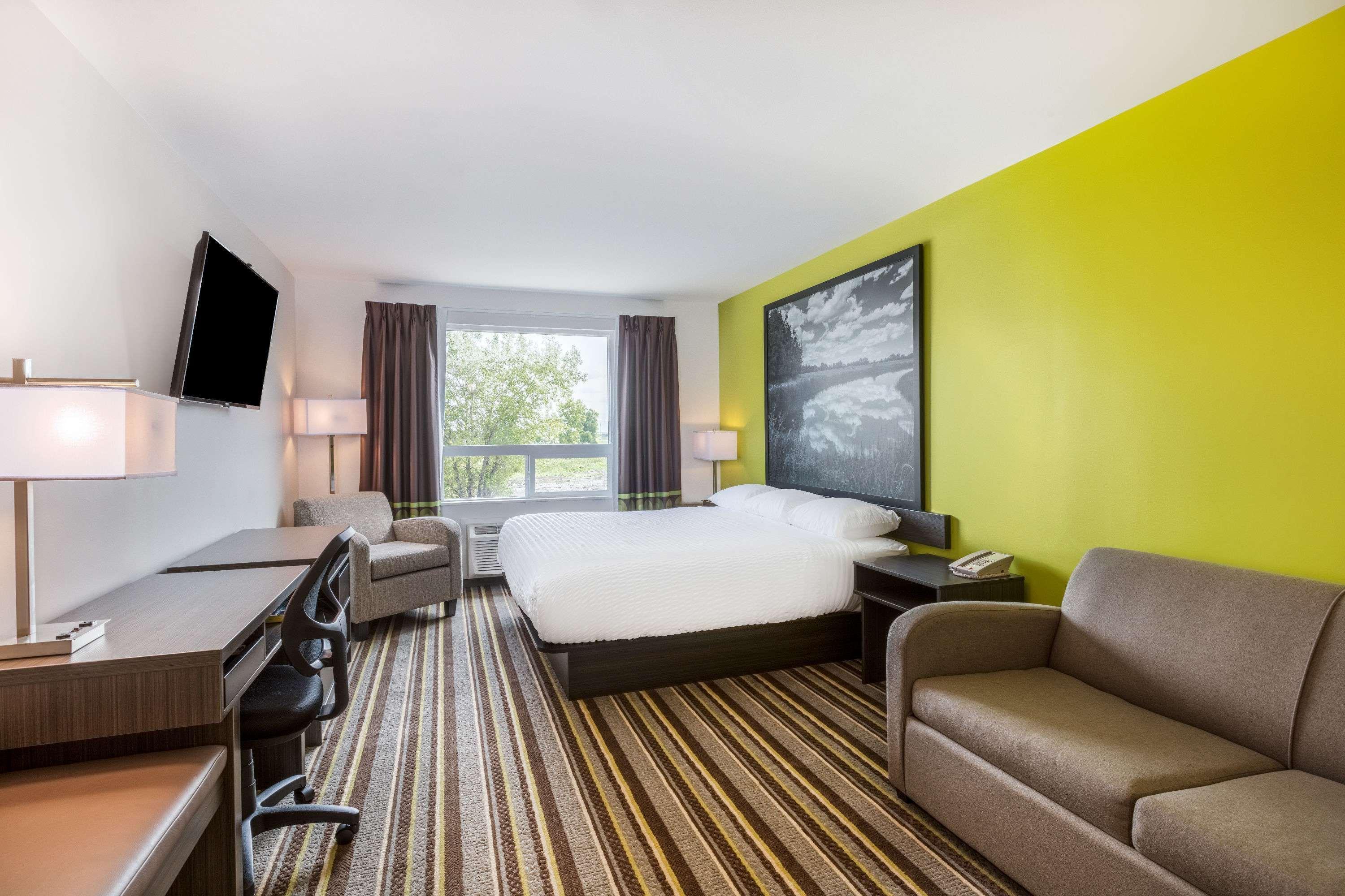 Super 8 By Wyndham Winnipeg East Mb Ngoại thất bức ảnh