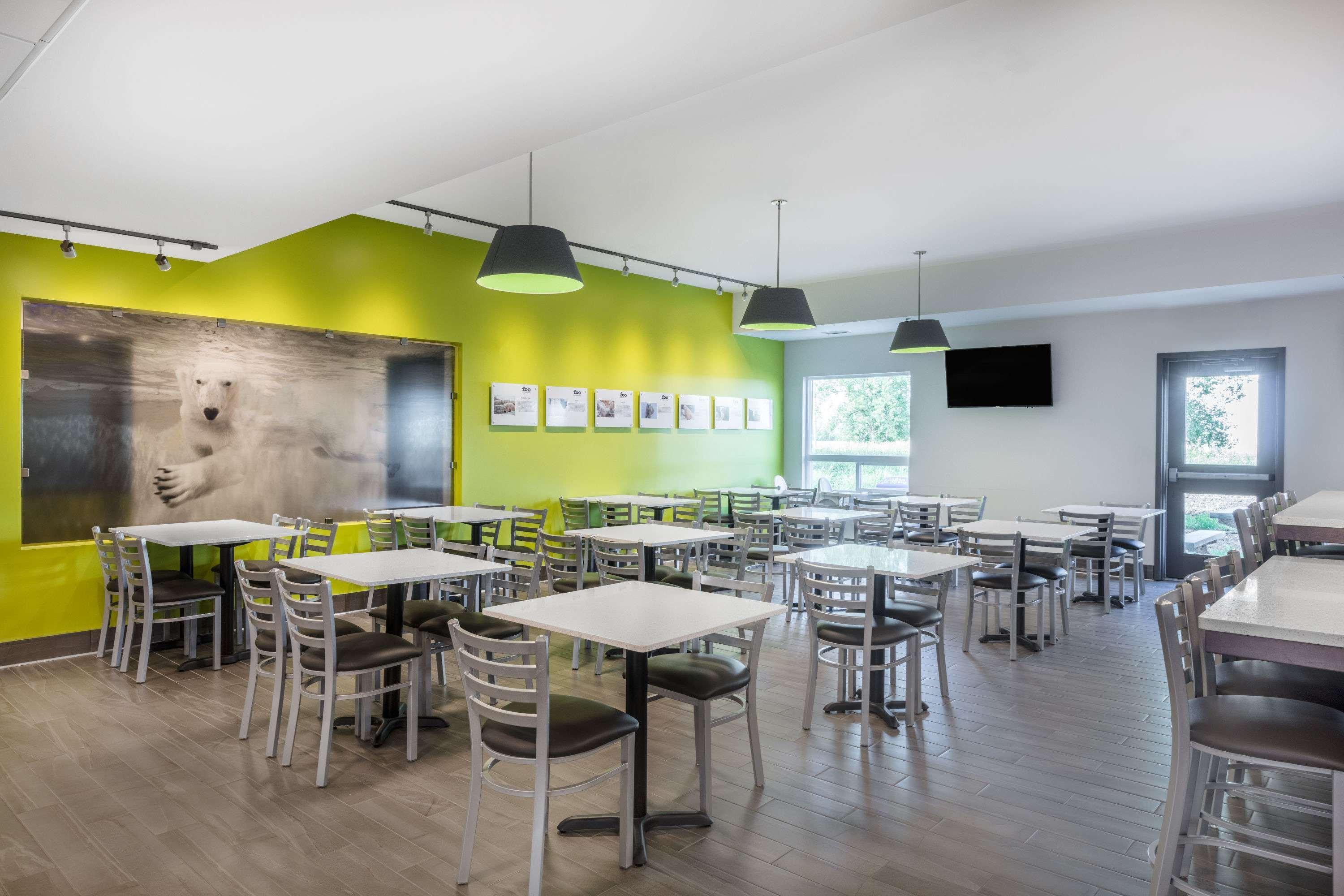 Super 8 By Wyndham Winnipeg East Mb Ngoại thất bức ảnh